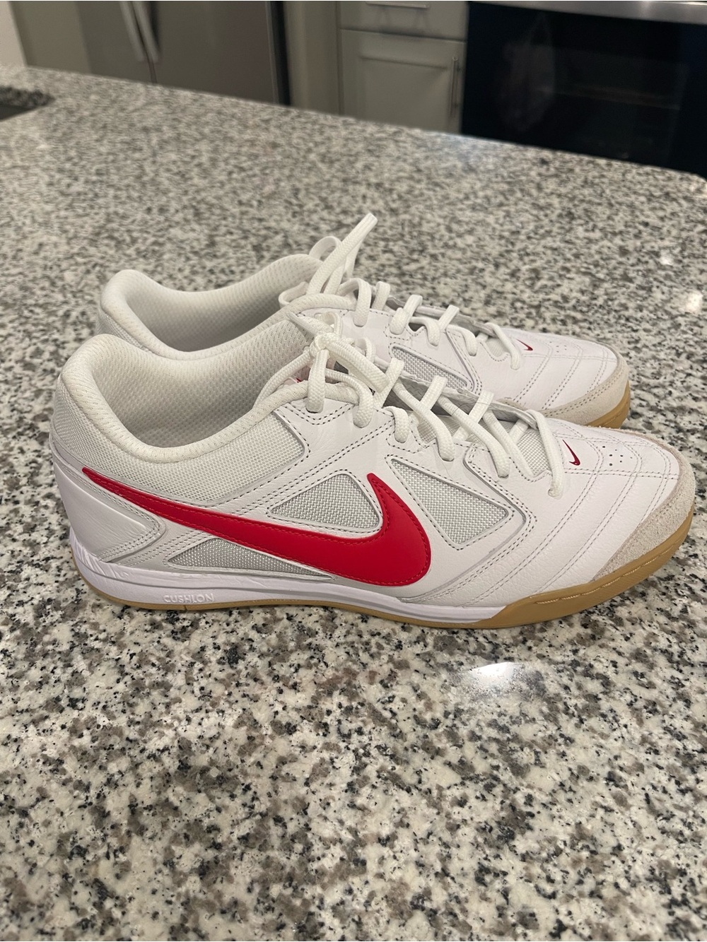Nike Gato White/University Red Gum Men's NEW no box. Size 10.5